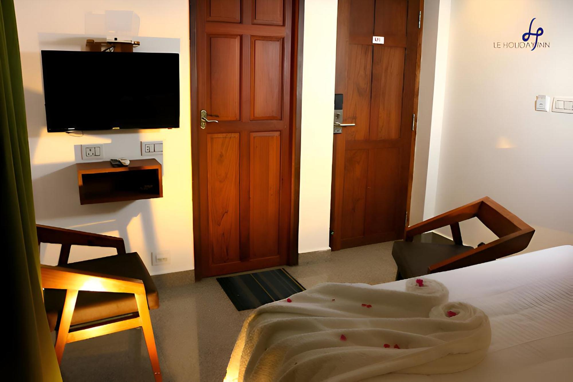 Le Holiday Inn ポンディシェリ エクステリア 写真