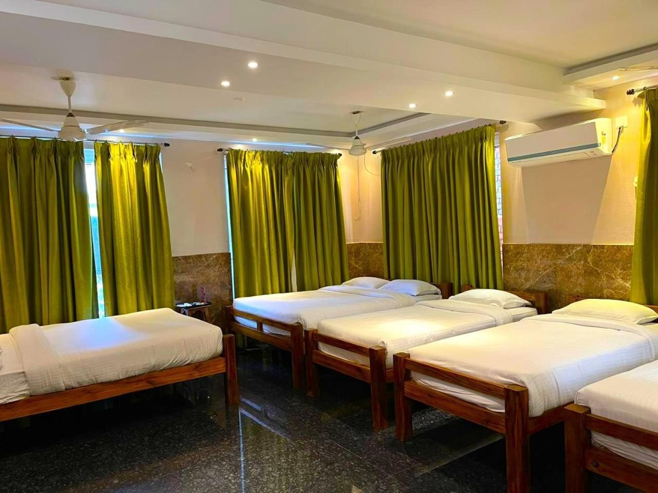 Le Holiday Inn ポンディシェリ エクステリア 写真
